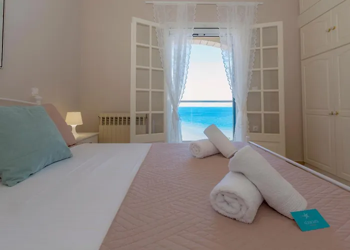 Alisachni 1st Floor * Απραός