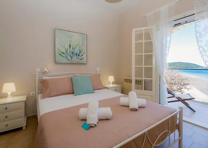 Alisachni 1st Floor * Απραός