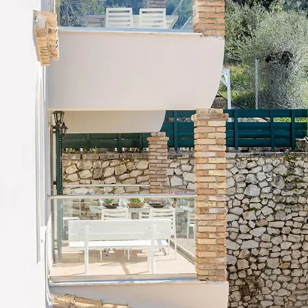 Appartamento Alisachni 1st Floor *